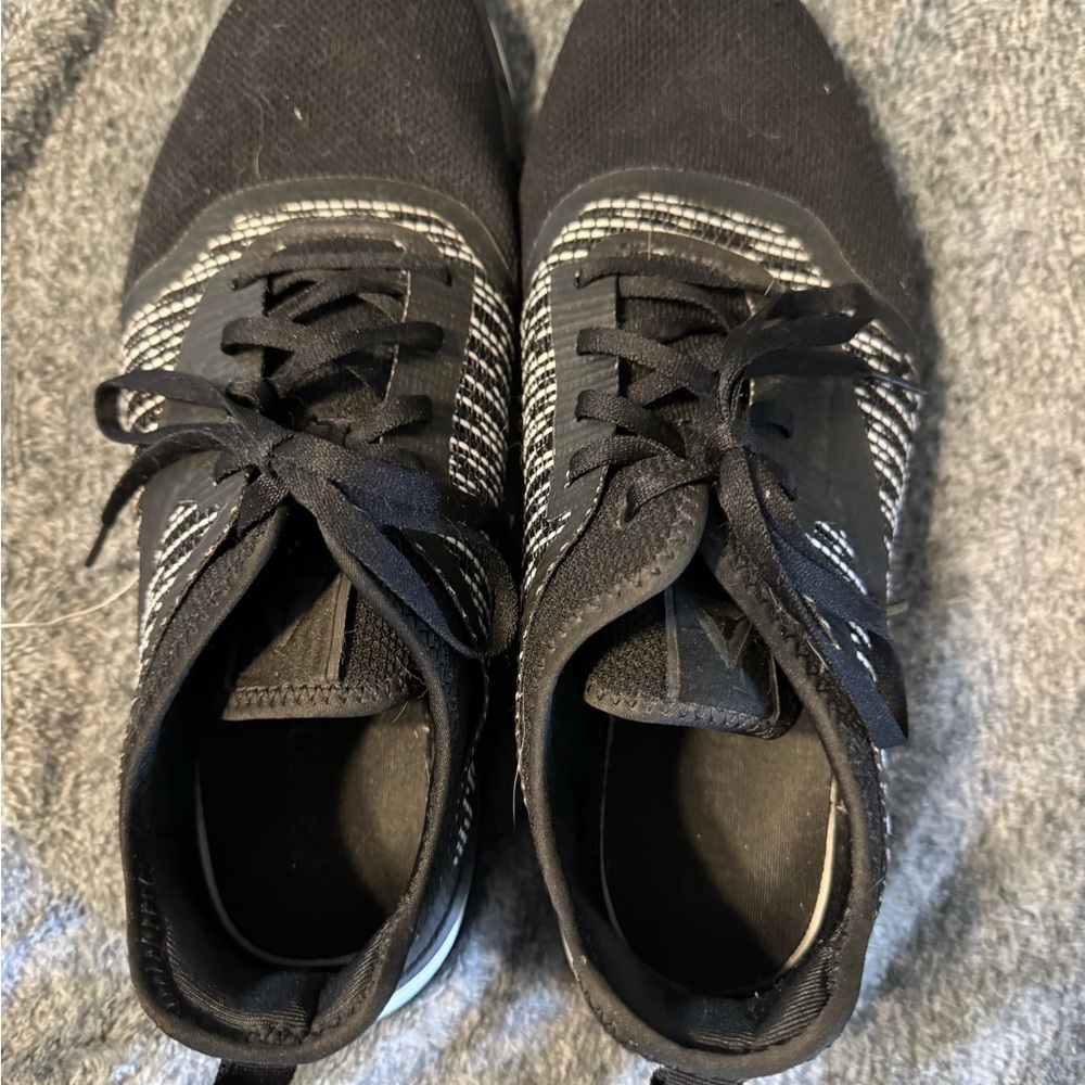 Men’s Reebok sneakers - Picture 2 of 5